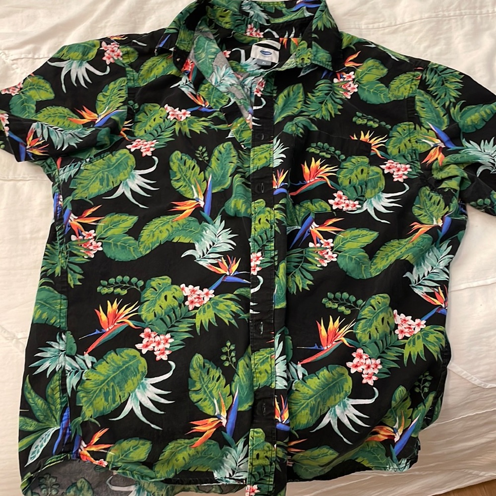Old navy men’s XL tropical shirt